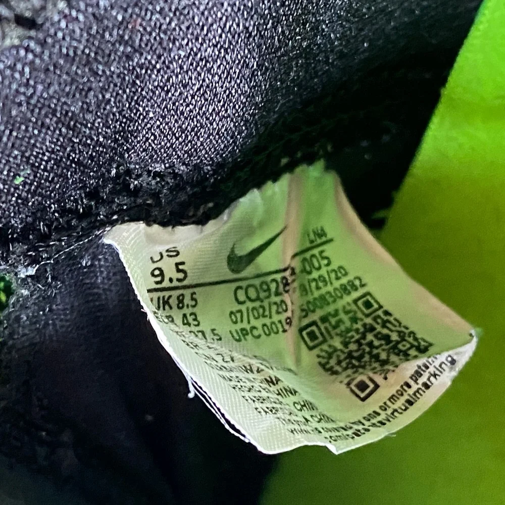 Nike LeBron 18 XVIII sneakers Black Electric Green Men's US 9.5